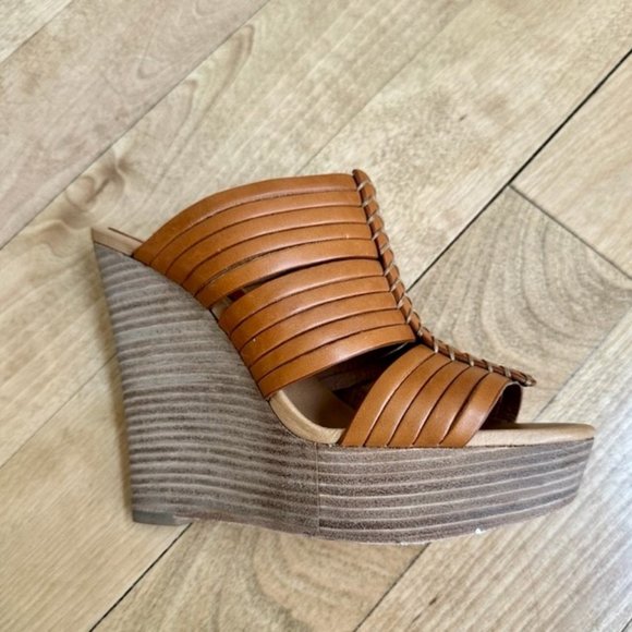 AUTHENTIC COACH BRISTOL LEATHER PLATFORM WEDGE STRAPPY SANDAL SIZE 7 NWOT GINGER - Picture 2 of 7
